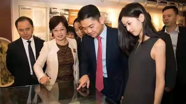 章泽天有3次人生重要选择,章泽天要对自己有正确的认知