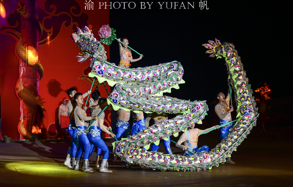 铜梁竞技龙，重庆十大文化符号之一，中国竞技水平最高的龙舞艺术