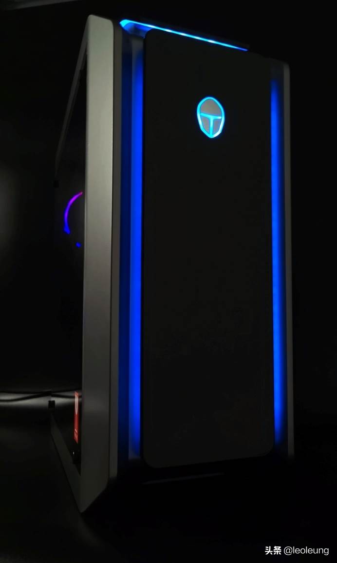 雷神黑武士主机评测,雷神主机黑武士光剑