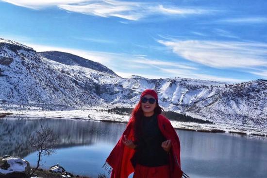 女大学生瞒父母出国旅游,大学生瞒父母游13国发热