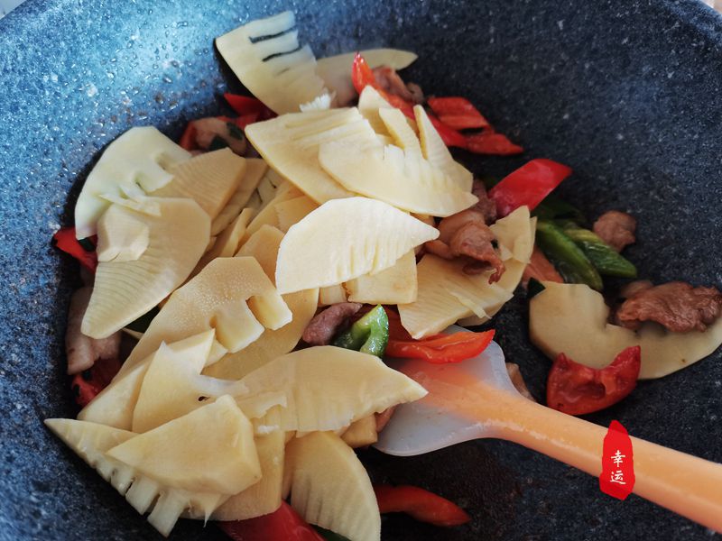 素炒冬笋最好吃的方法,素炒新鲜冬笋的做法大全