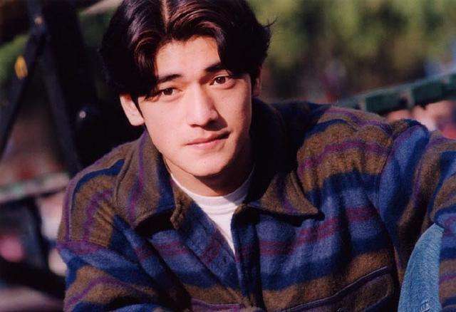 金城武年轻帅的照片图,金城武年轻帅照