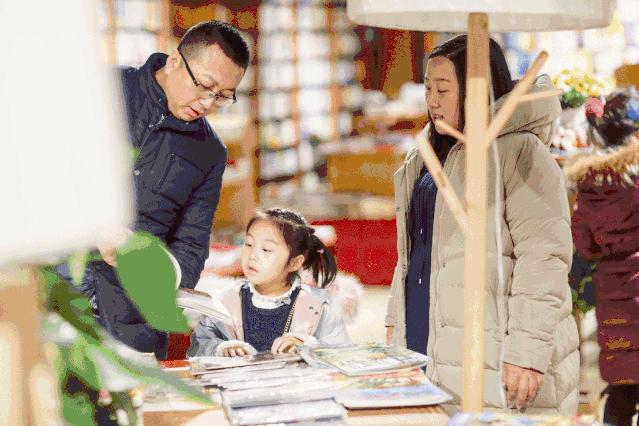 靠谱的购物中心空间设计方案推荐,购物中心设计怎么吸引人