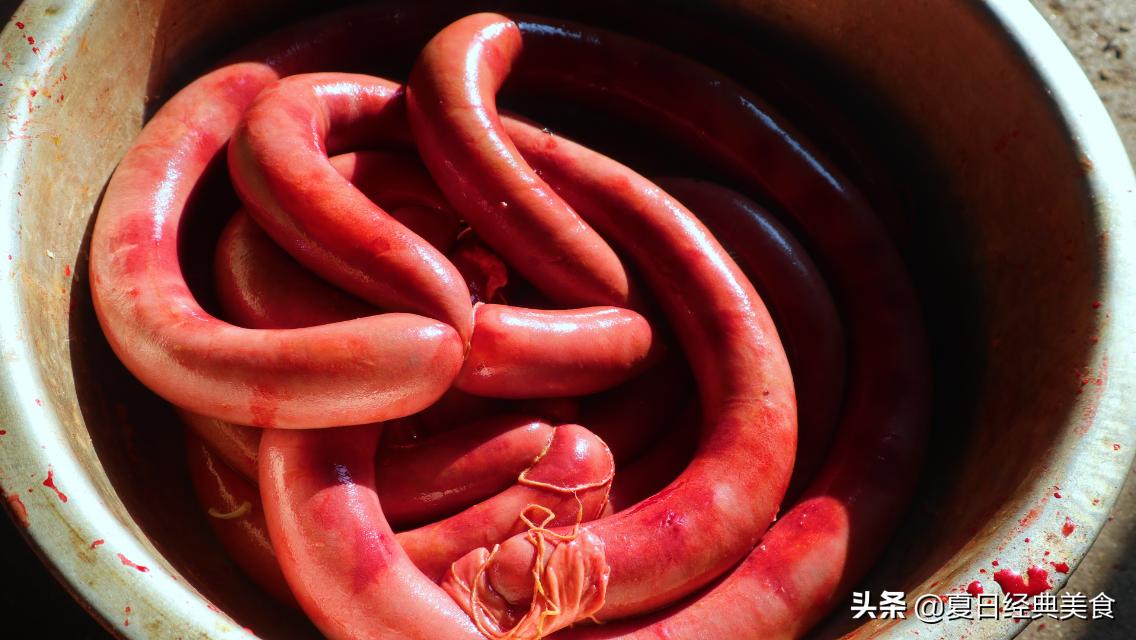 齐齐哈尔满族杀猪菜,舌尖上的美食满族杀猪菜