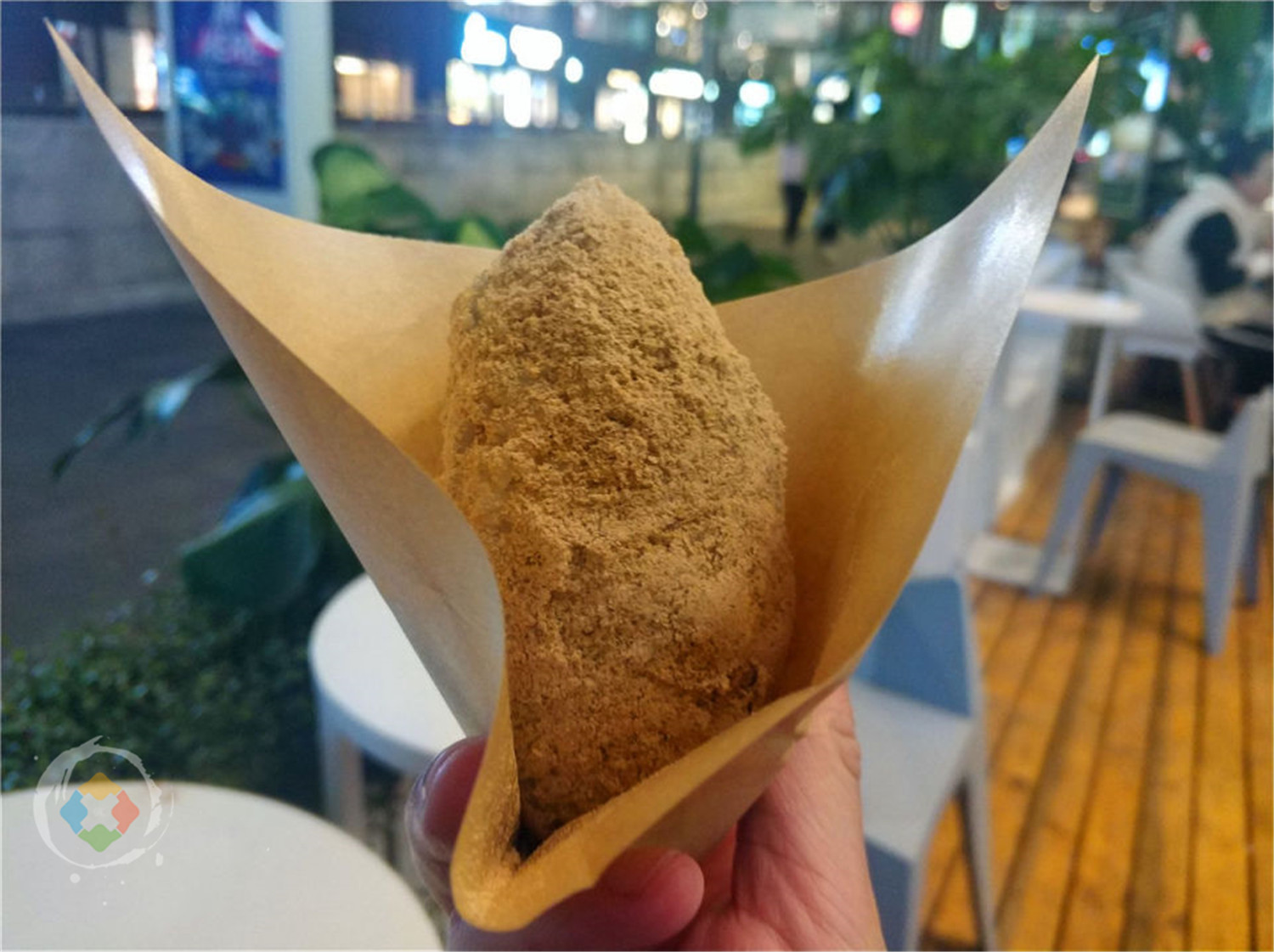 摆地摊袜子10块钱7双能赚钱吗,女大学生摆地摊一晚只赚5块钱