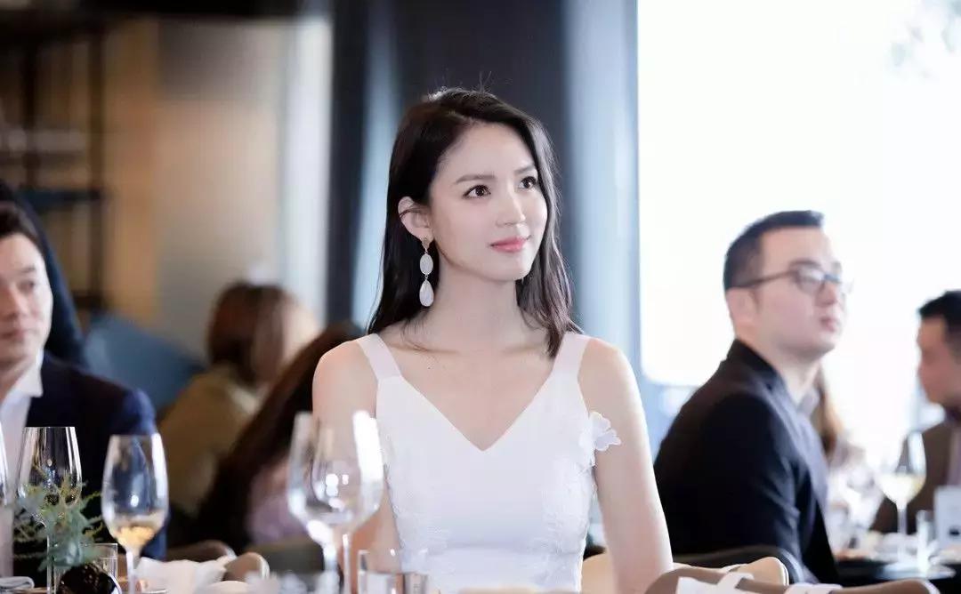 我叫石家庄，这是我2019年最新简历，请多关照！