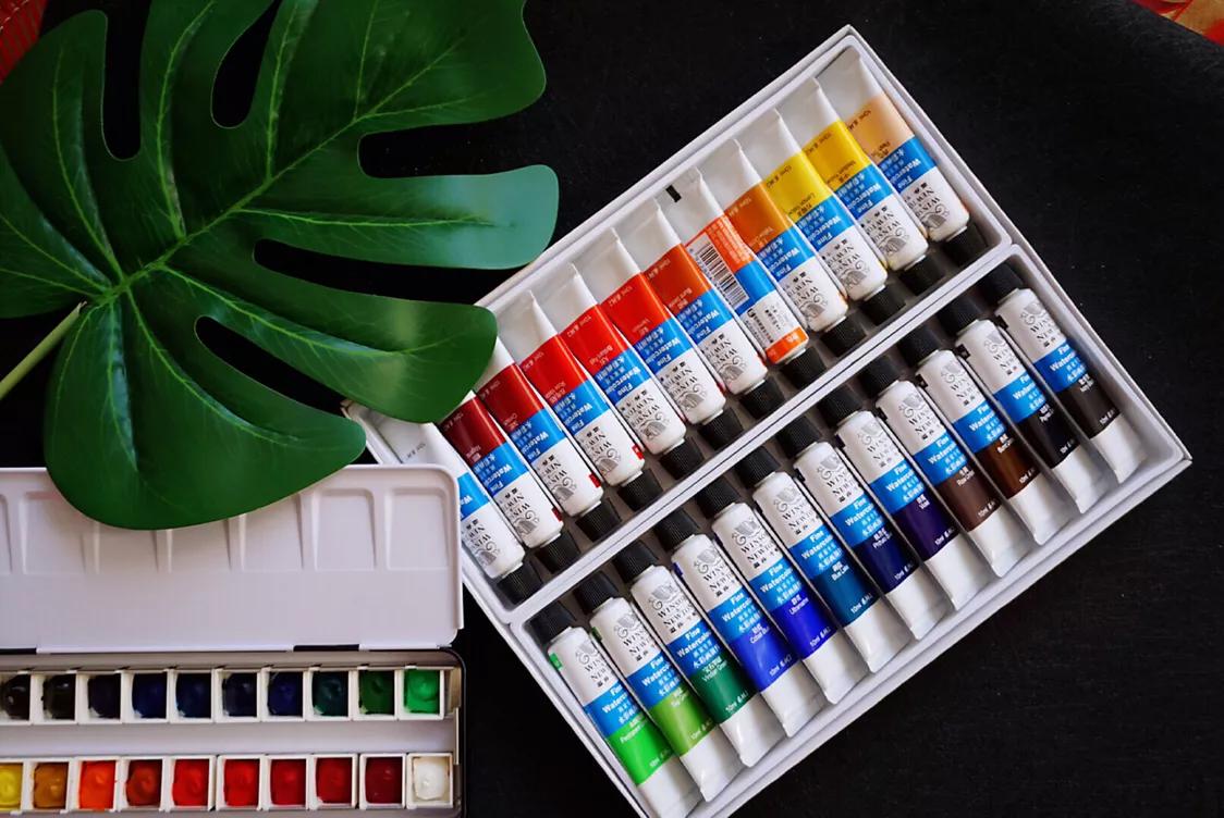 初学者水彩颜料24色水彩工具套装,水彩固体颜料和水彩颜料哪个好