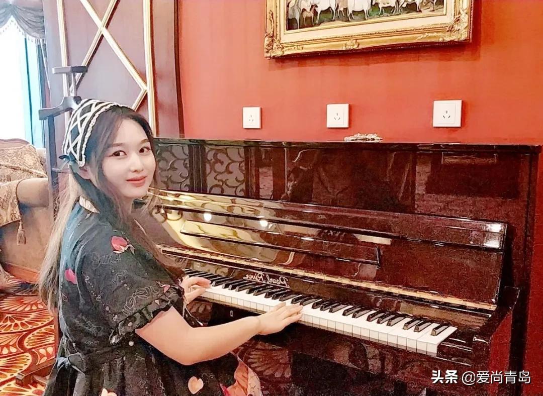 您被“拍了拍”！快来这个新开的“主题换装馆”，体验百变造型