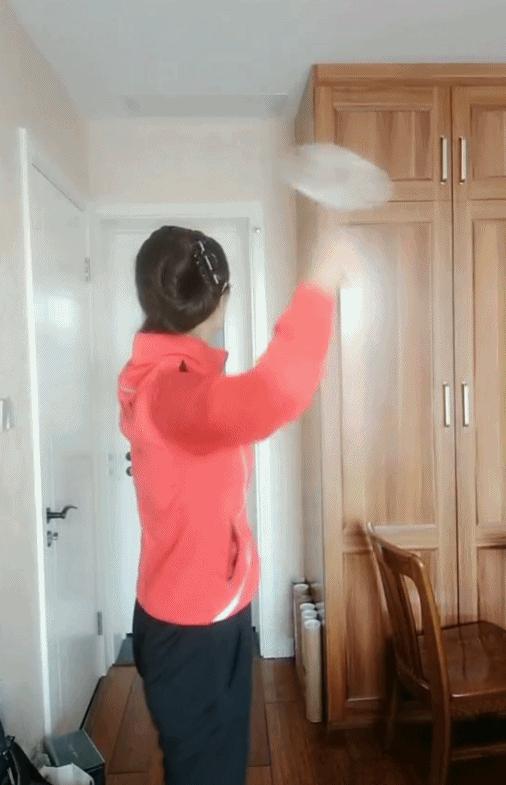 学会这个动作传球零失误,学会这个招式让你快攻只想单打