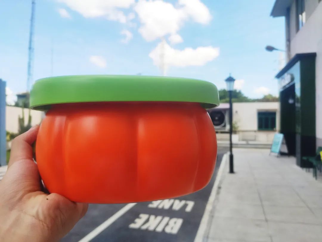 7岁孩子暑假在家光玩手机怎么办,现在孩子们暑假不出门天天玩手机