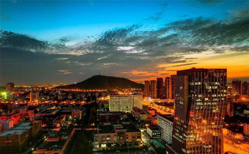 一座正在崛起的现代化高品质城市,一座城市的快速崛起