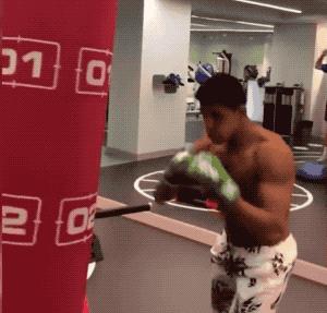 健身如何选动作,足球运动健身动作有哪些