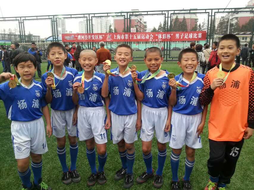 让足球成为学生终生发展的引领者,足球每一次经历都是一种成长