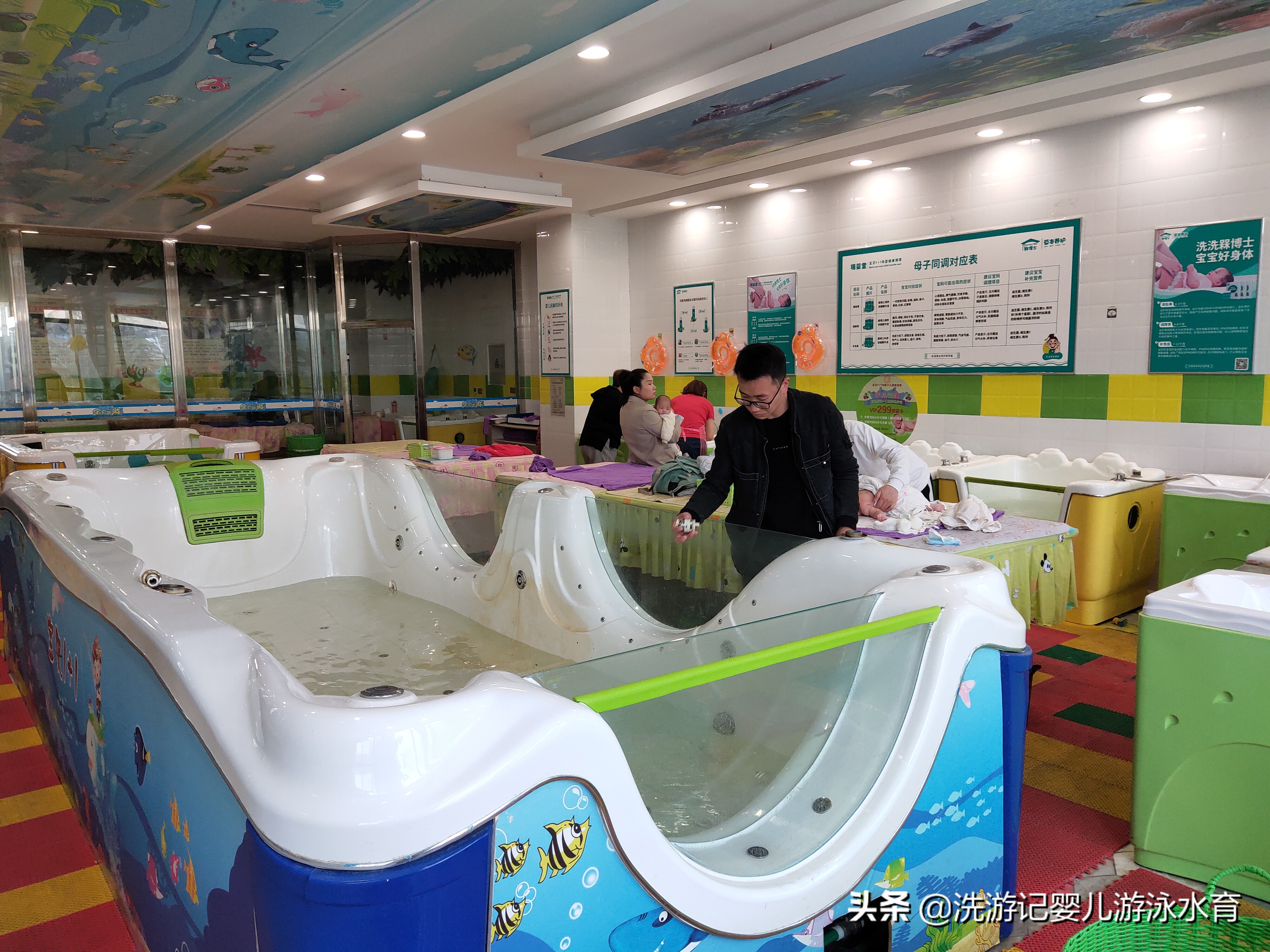 婴幼儿游泳馆加盟赚钱吗,婴幼儿游泳馆加盟
