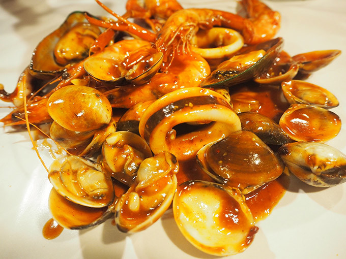 曼谷joddfairs夜市水果西施,曼谷滨河夜市和考山路夜市哪个好