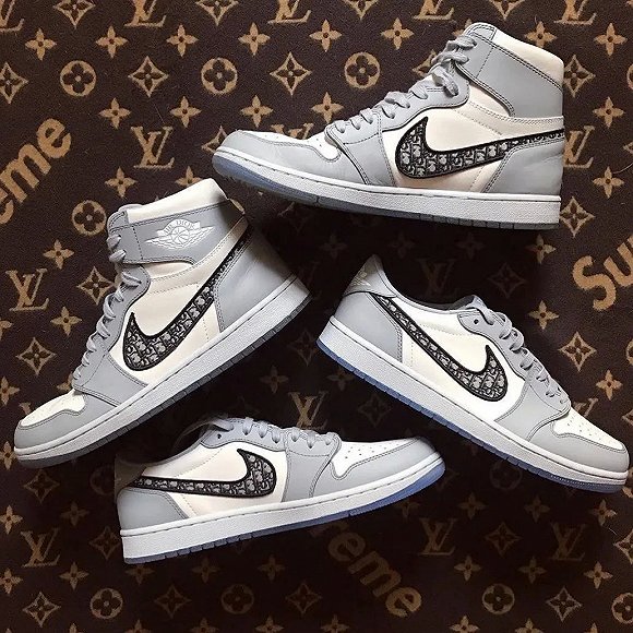 李宁的外套一般多少钱一件,李宁日本专卖