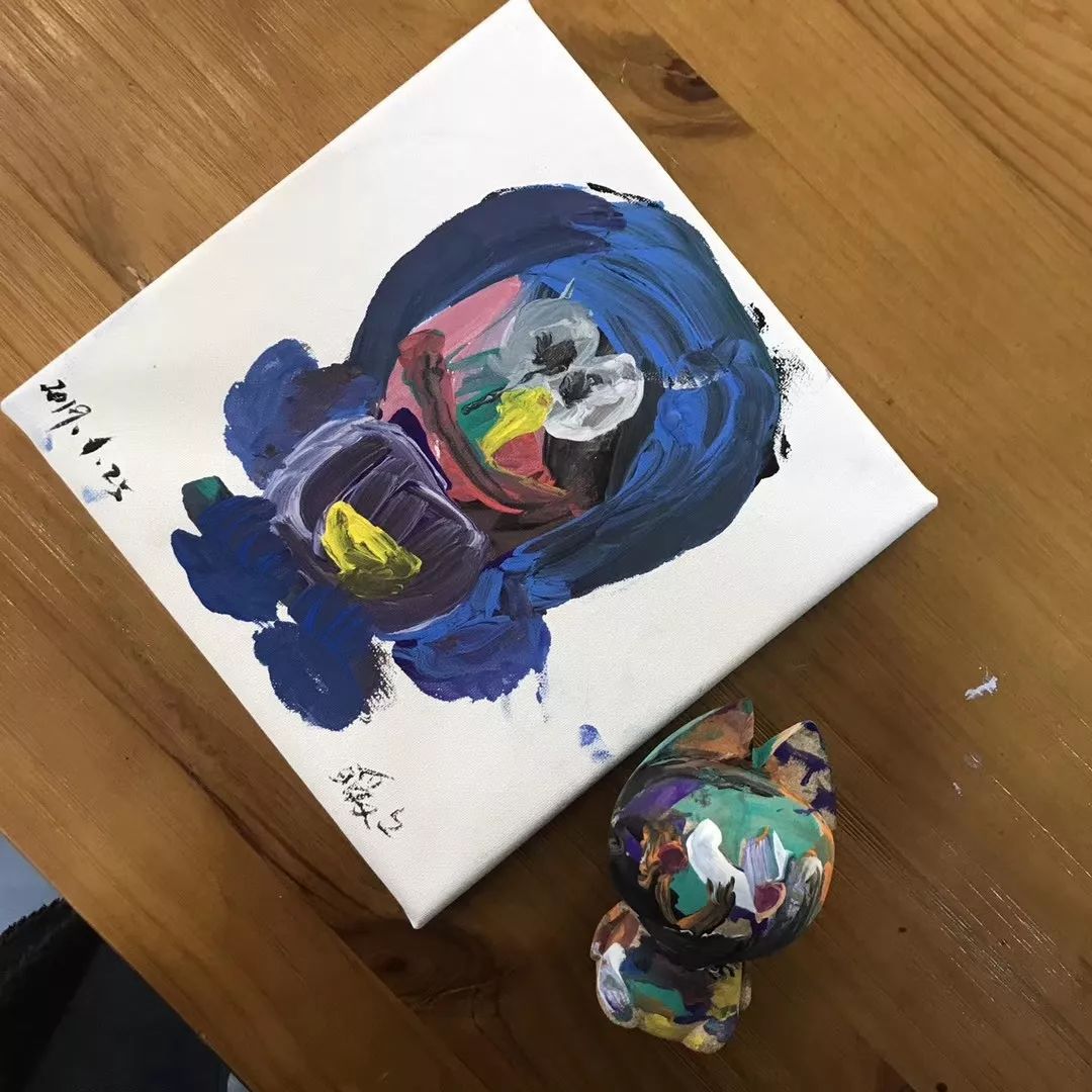 小情侣闺蜜居然在小屋鼓捣一下午，弄出了这个？