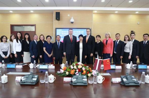 多国总统到访，被誉为外交家的摇篮，北京这所宝藏大学藏不住了！