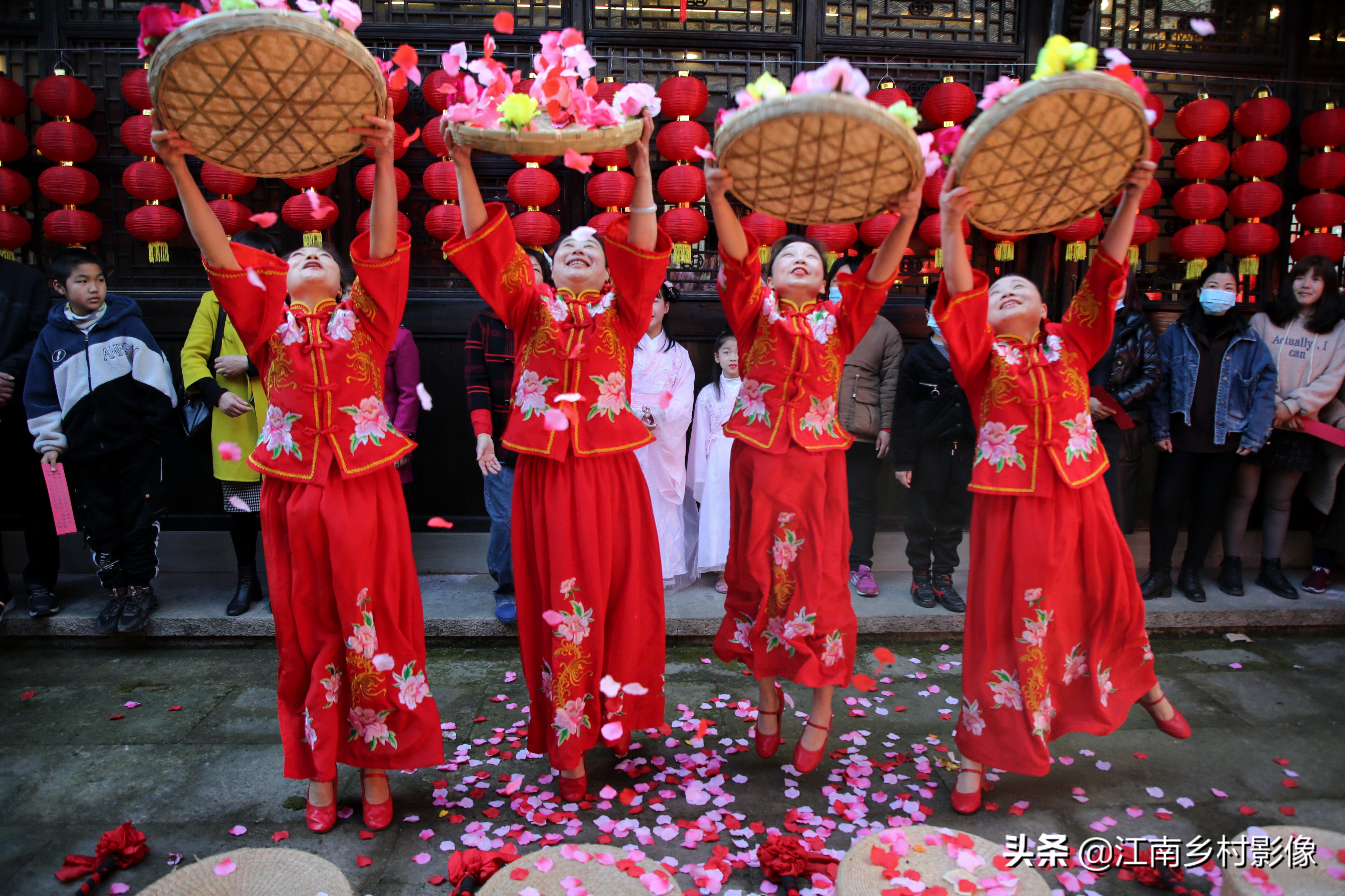 提前的乾元元宵节：灯谜、蚕花、舞龙、越剧、古筝及多彩汤圆