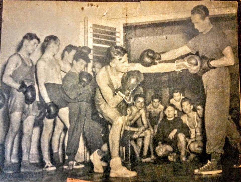 直面困苦，永不言弃！在首届奥斯威辛黑拳赛中夺冠的波兰拳王