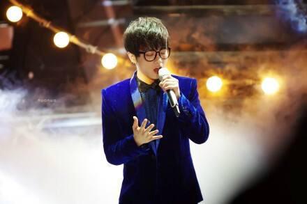 华晨宇快男夺冠之夜,华晨宇快男夺冠日期