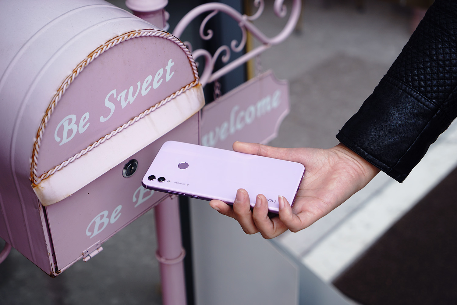 荣耀8x梦幻紫男生用,荣耀8x刚出有什么颜色