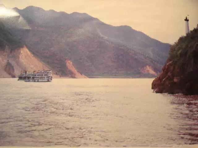 搭过这种船的梧州人,都已经老了!好好珍藏吧!你搭过吗?