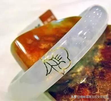 翡翠手镯的水头怎么看好坏,翡翠手镯的基本知识大全