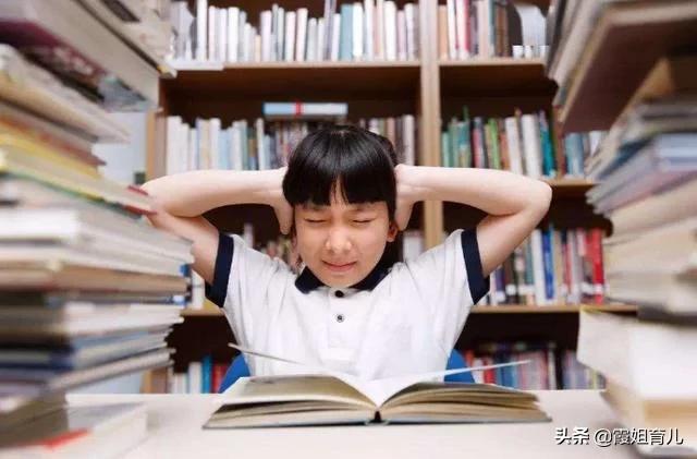 14岁是娃的第二大叛逆期，别让他毁在14岁，父母的引导成关键