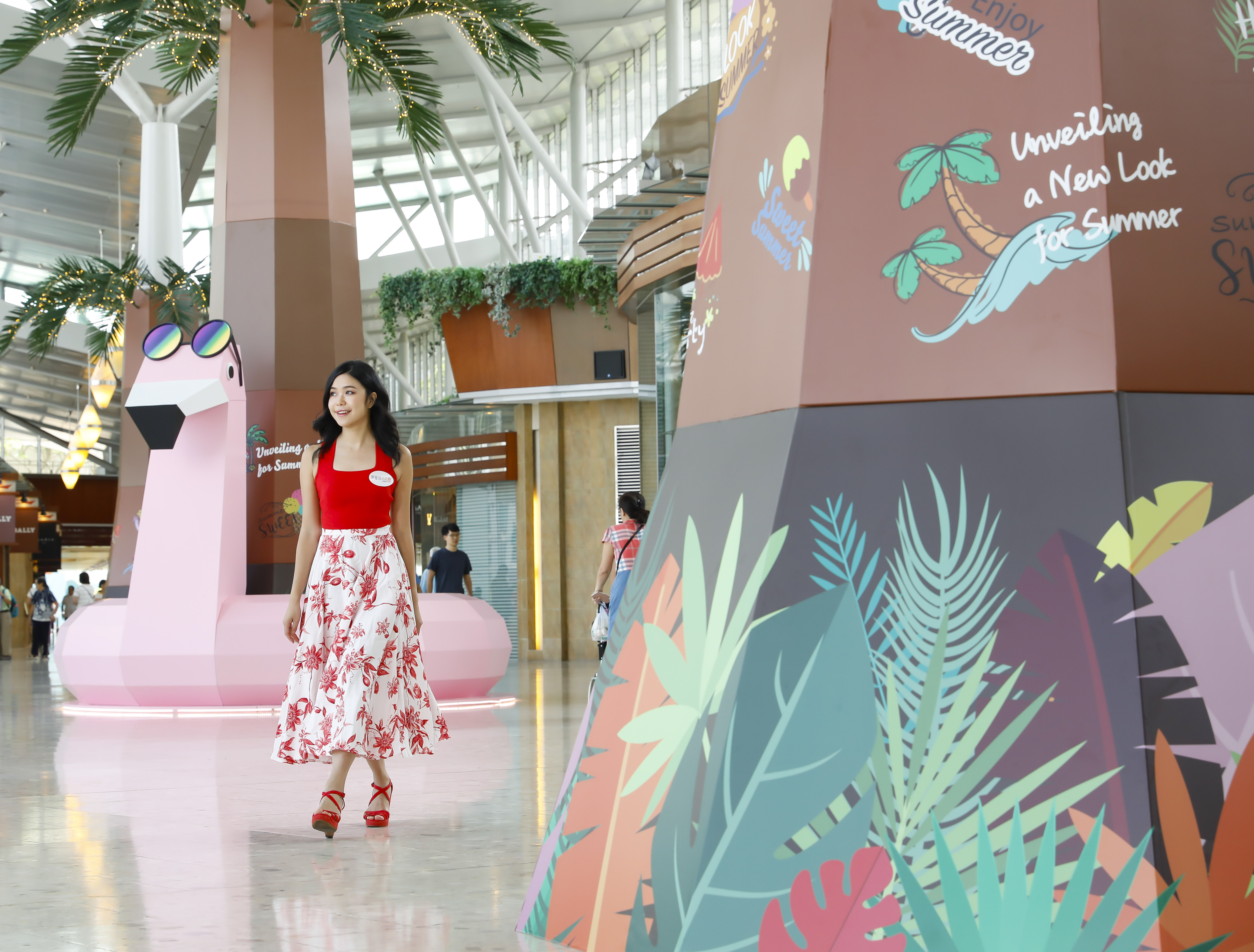 东荟城名店仓lululemon,异国风情打卡区