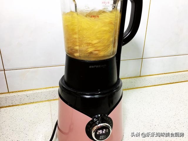 打豆浆不要放米太黏了,打豆浆不要煮熟的豆子可以吗