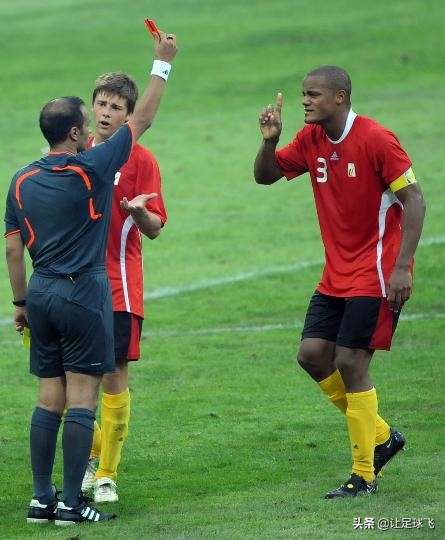 孔帕尼是一个厉害的球员吗,孔帕尼最佳中卫