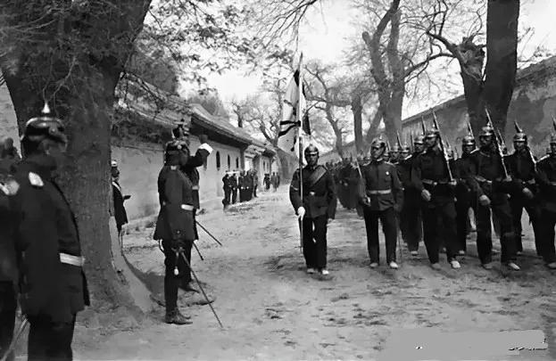 清朝末年八国联军入侵资料,清朝1900年八国联军