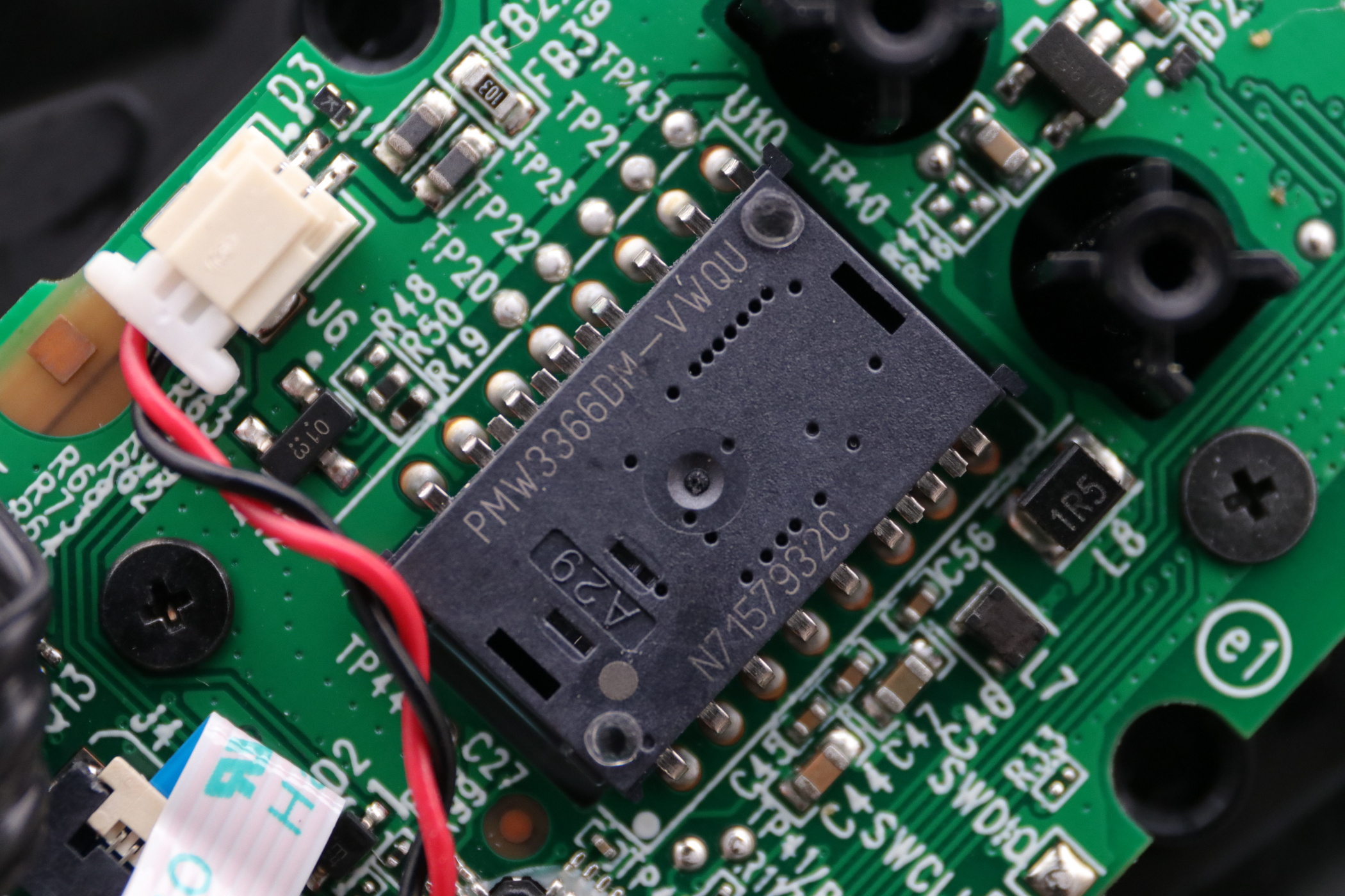 罗技无线游戏鼠标g304和g903,罗技g903鼠标拆卸教程