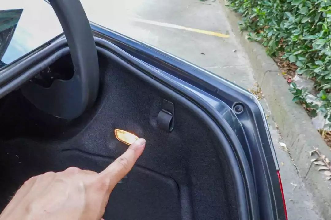 14万买奔驰C，6年只跑2万公里，收藏级