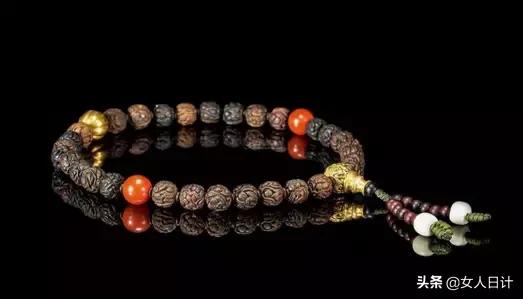 土豪看价值连城的东西,真正的土豪手串