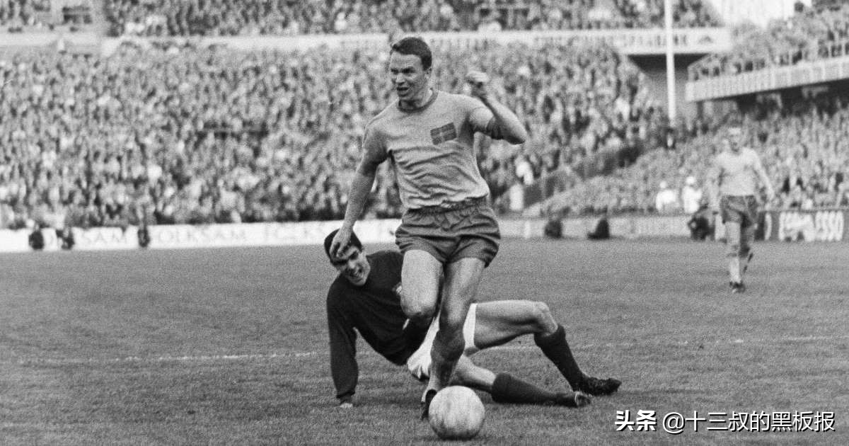 致敬那些逝去的足坛传奇,这些年逝去的足球传奇