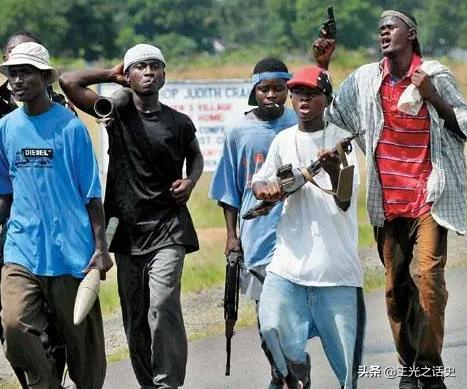 作为美国制度的非洲示范区，为什么利比里亚如今却这般惨淡？