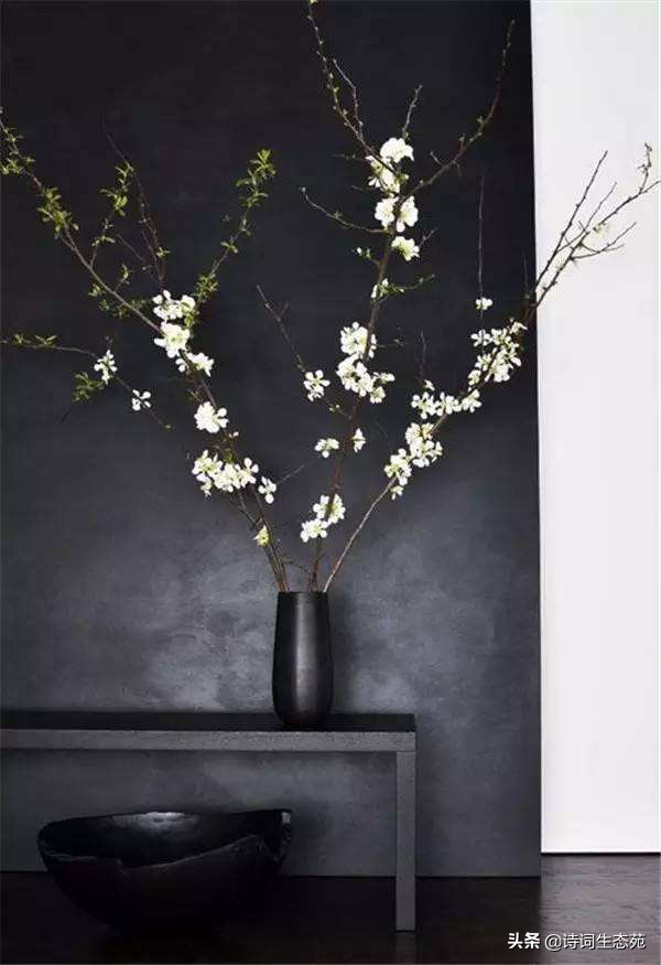 qq个性签名简短有深意的诗句,难懂又有深意的个性签名诗句女生