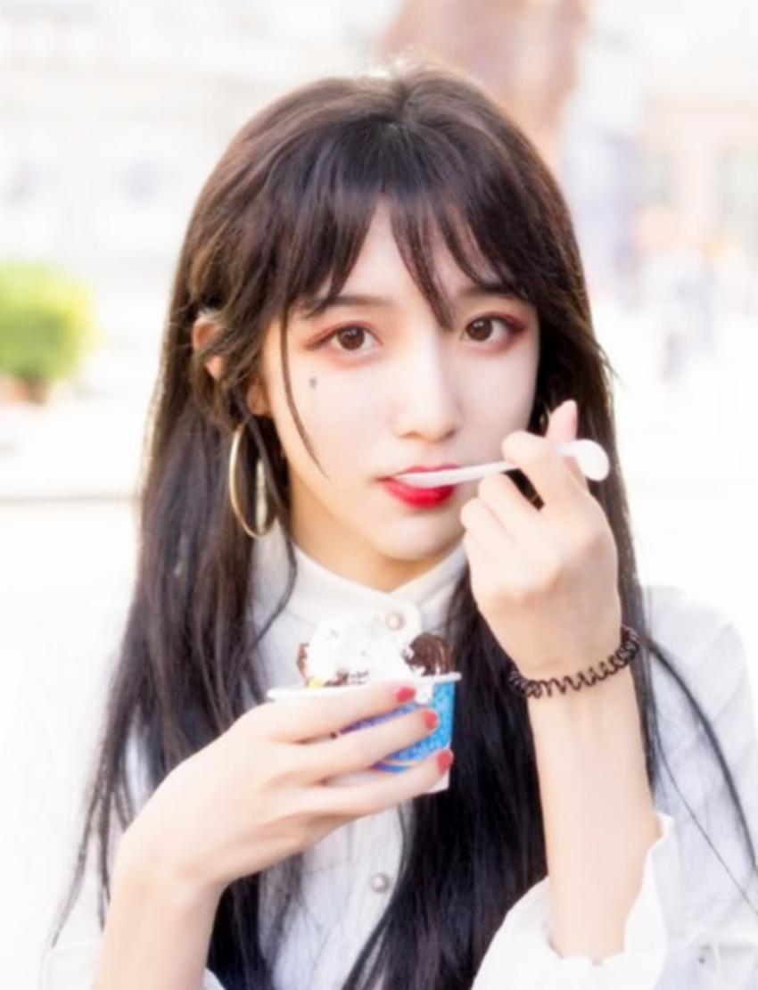 “伪娘”的存在谁也阻止不了，但“伪娘”若泛滥了，国家就危险了