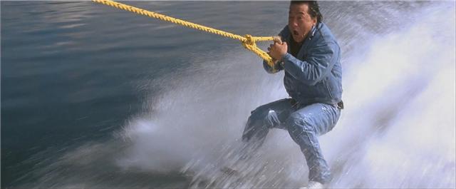 成龙红番区幕后花絮日本,成龙红番区气垫船