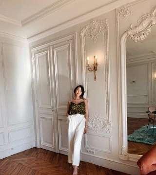 厚重有质感的白色裤子,白色裤子看着很low吗