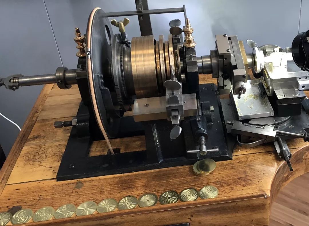 8万能买到的江诗丹顿,香港江诗丹顿在售的型号