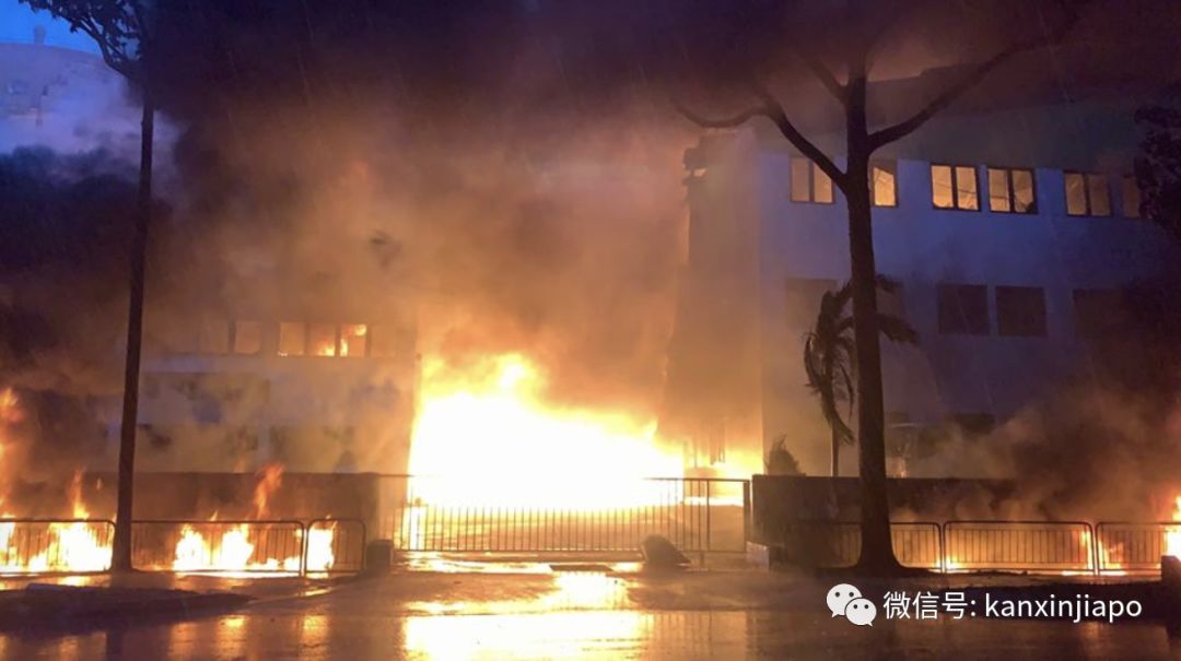 新加坡一化工厂大火狂烧6小时，出动130名消防员