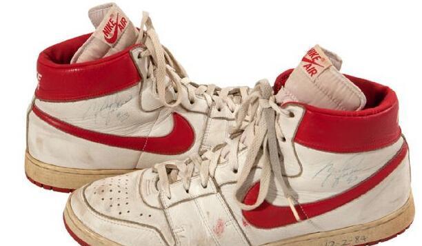 拍卖价值最高的鞋,乔丹三冠王球鞋