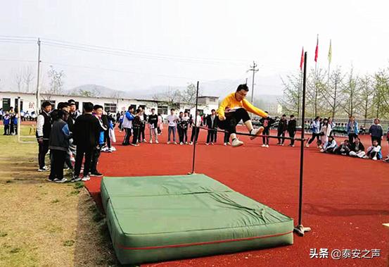 *安泰**第十六中学春季田径运动会开赛啦！