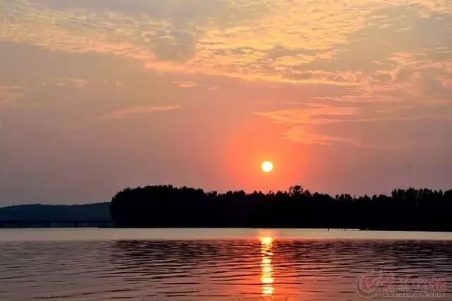 当世界遇上*安泰**，才发现我们*安泰**啥都有