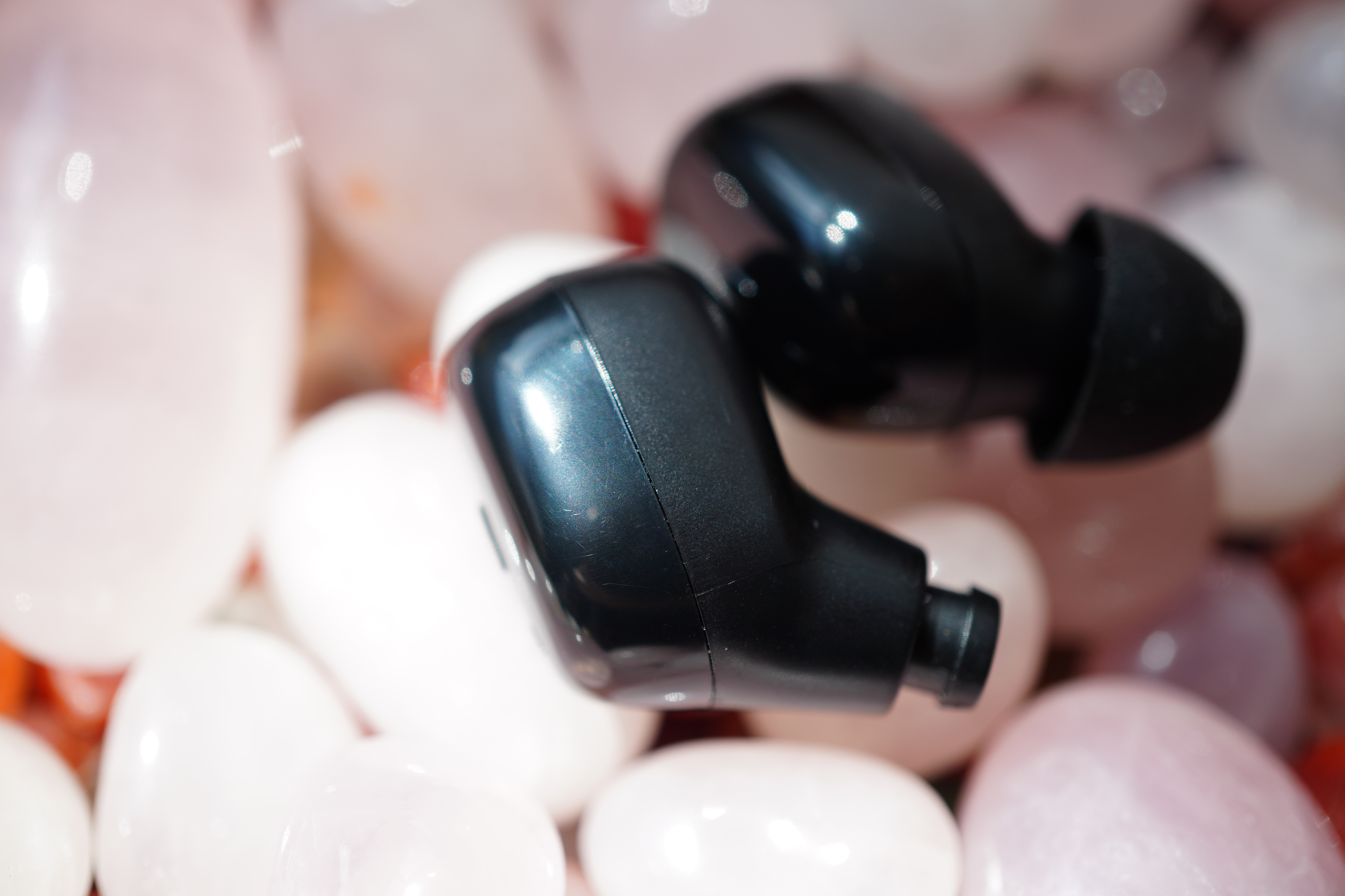 诺基亚e3200真实评测,诺基亚e3100蓝牙耳机实时评测