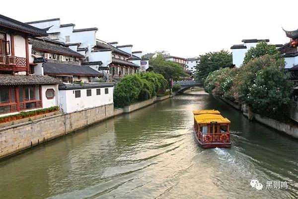 南京相隔百年的照片,南京城景对比图