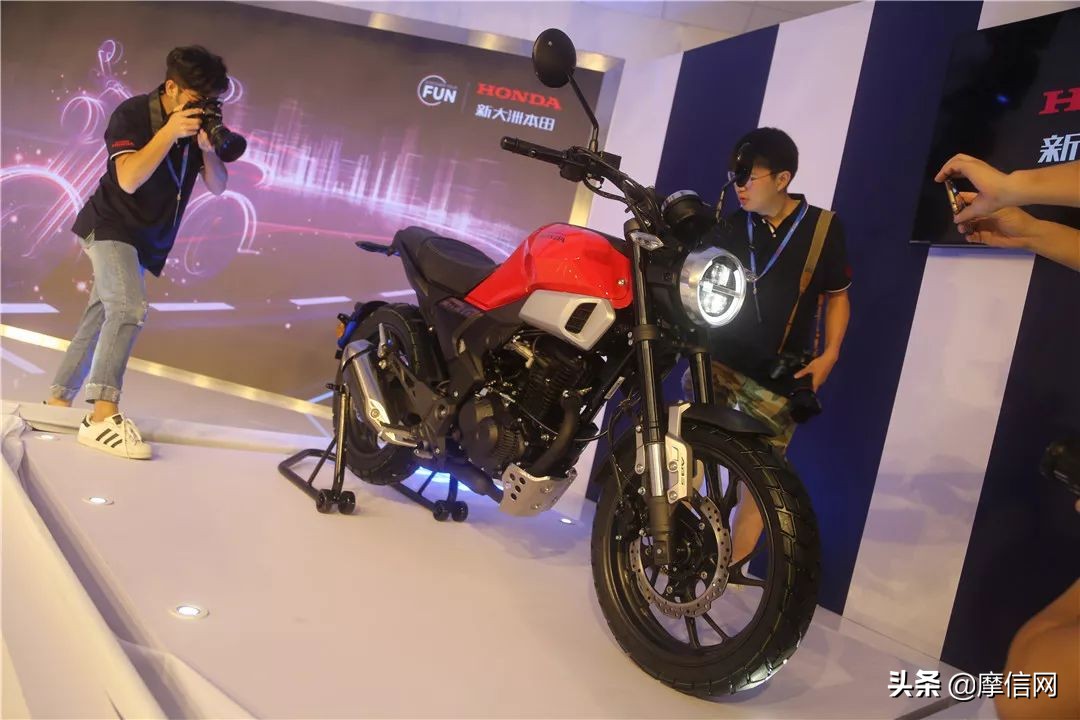 新大洲本田cbf190tr深度评测,新大洲本田cbf190tr21款和19款